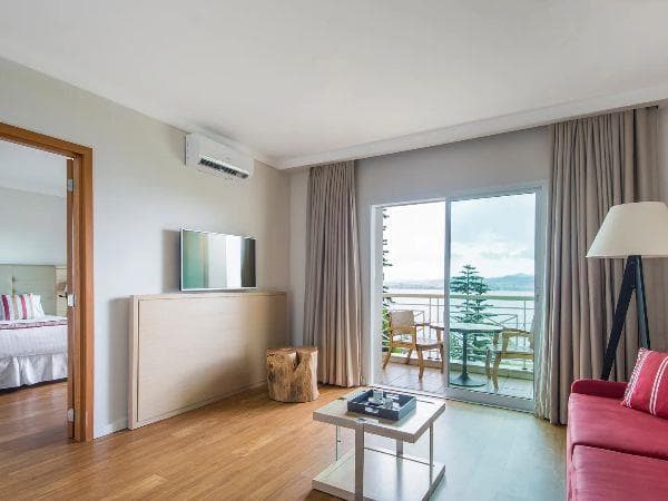 Club Med Lake Paradise