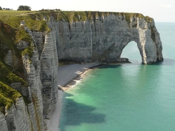 Boscolo Tour in bus: Normandia, Bretagna, Parigi, Valle della Loira e Costa Azzurra