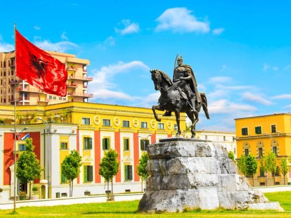 Boscolo Tour Albania, Tirana, Argirocastro, Ardenica 8 giorni
