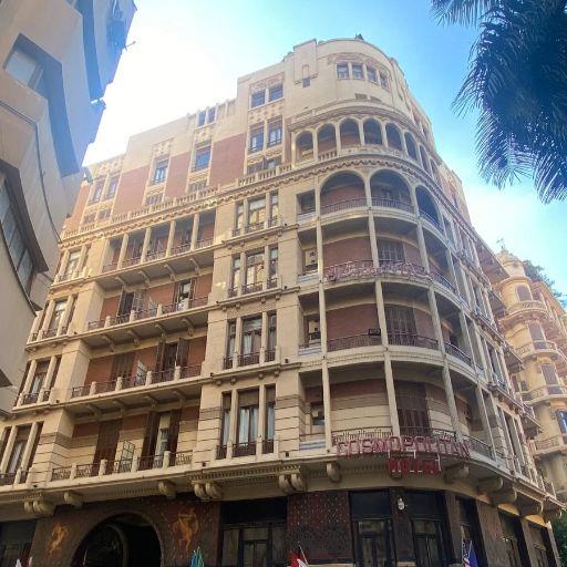 Cosmopolitan Plaza Inn Hotel ***