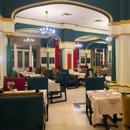 Cosmopolitan Plaza Inn Hotel ***